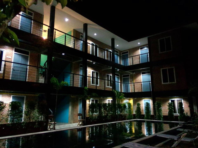 Exterior & Views 2, 102 Residence, San Kamphaeng