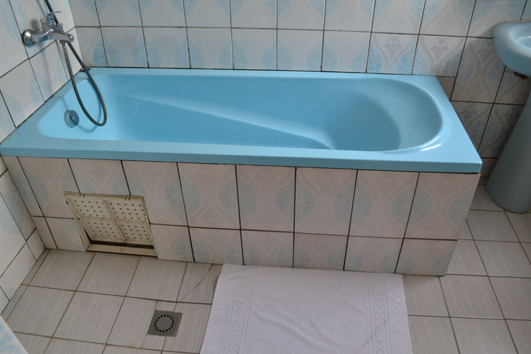 Bathroom 4, Hôtel Lumière Joss, Wouri