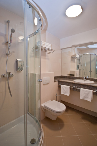 Bathroom 4, Hotel Croatia, Zagreb