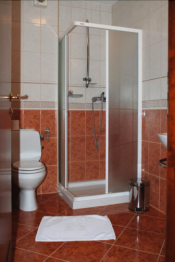 Bathroom 4, Hotel Zvezda, Murska Sobota