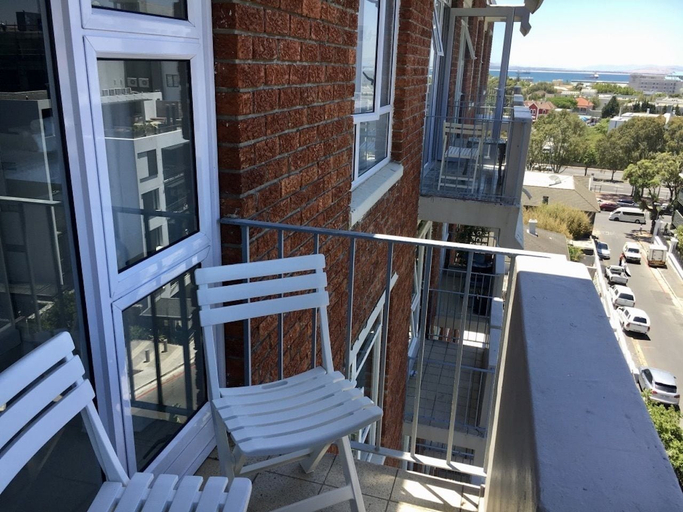 Exterior & Views 5, Cascades 2 bed 'FRESH LOOK & GREAT VIEW', City of Cape Town