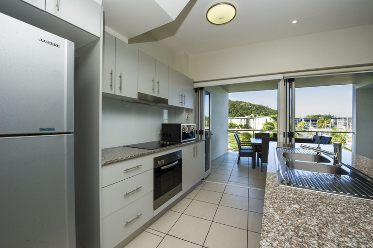Others 5, Beachside Apartment 14, Magnetic Island