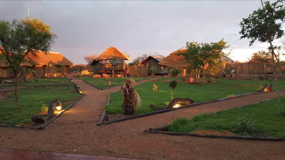 Makumutu Lodge & Campsite, Lethlakane