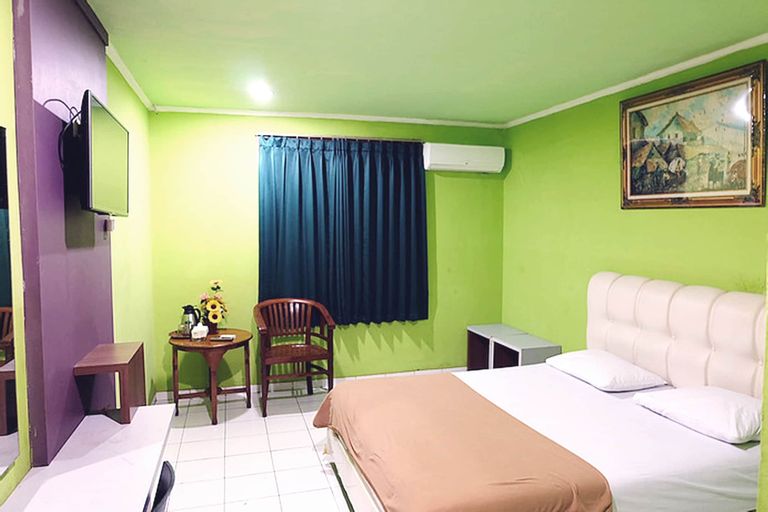 Hotel Fiducia Otista 153, East Jakarta