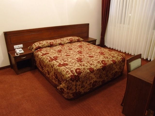 Sarp Hotel, Hopa