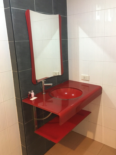 Bathroom 4, Medsai Resort, Cha-Am