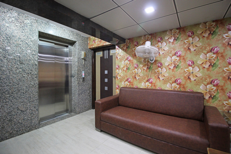 Homely Hotel near Sector 31 Gurgaon, Gurgaon
