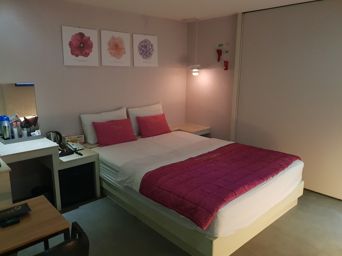 Bedroom 3, The Lazzi Hotel Dongnae, Dongnae