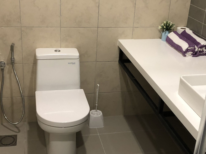 Bathroom 4, Rising Sun Residences at Robertson, Kuala Lumpur