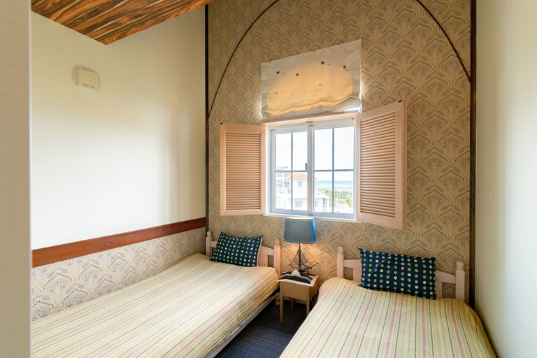 Bedroom 2, Auberge Bonne Chere Raout, Onna