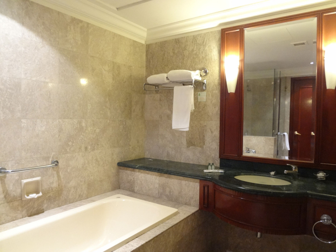 Bathroom 5, Queens Service Suite at Times Square, Kuala Lumpur