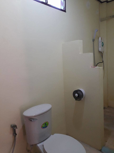 Bathroom 4, Phubarn Inn hotel, Vangvieng