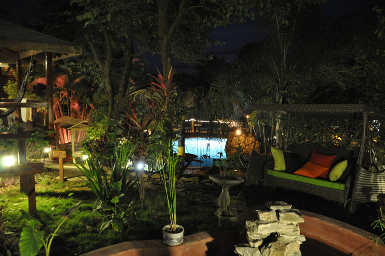 West Bay Lodge, Roatán