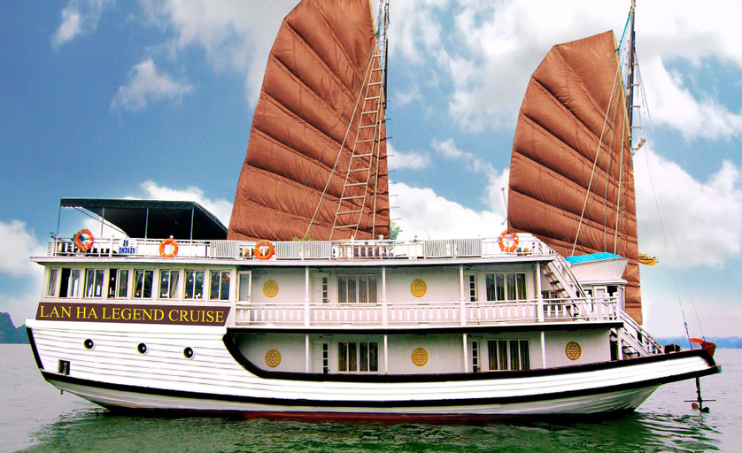 Lan Ha Legend Cruise, Hạ Long