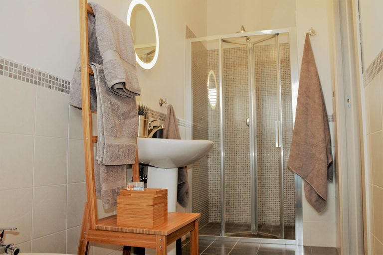 Bathroom 3, B&B Sogno Salentino, Taranto