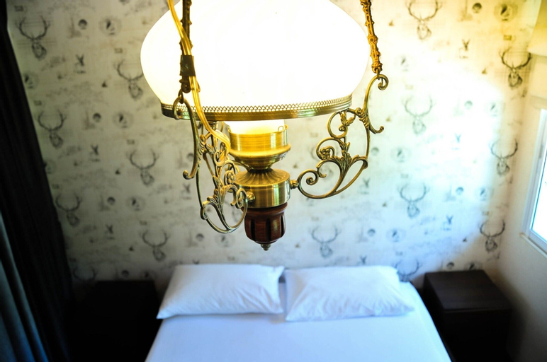 Tamnak Beach House, Sattahip