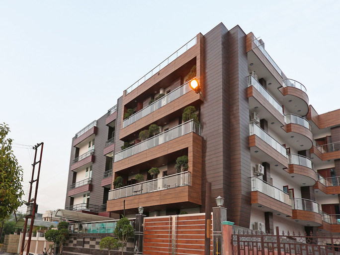 OYO 9588 Sector 46, Gautam Buddha Nagar