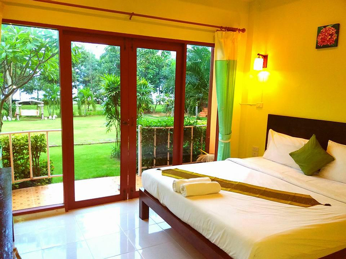 Pranmanee Beach Resort, K. Sam Roi Yot