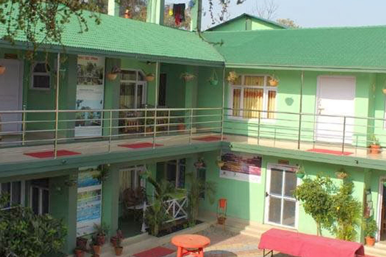 Hotel Dinesh, Seti