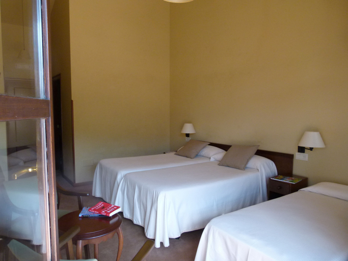 Bedroom 3, Hotel Finca Los Venancios, Asturias