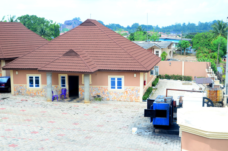 GROOVY HOTEL, Akure North