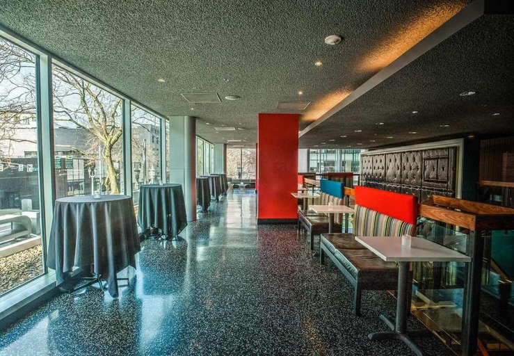 Food & Drinks 5, Courtyard by Marriott Portland City Center, Multnomah