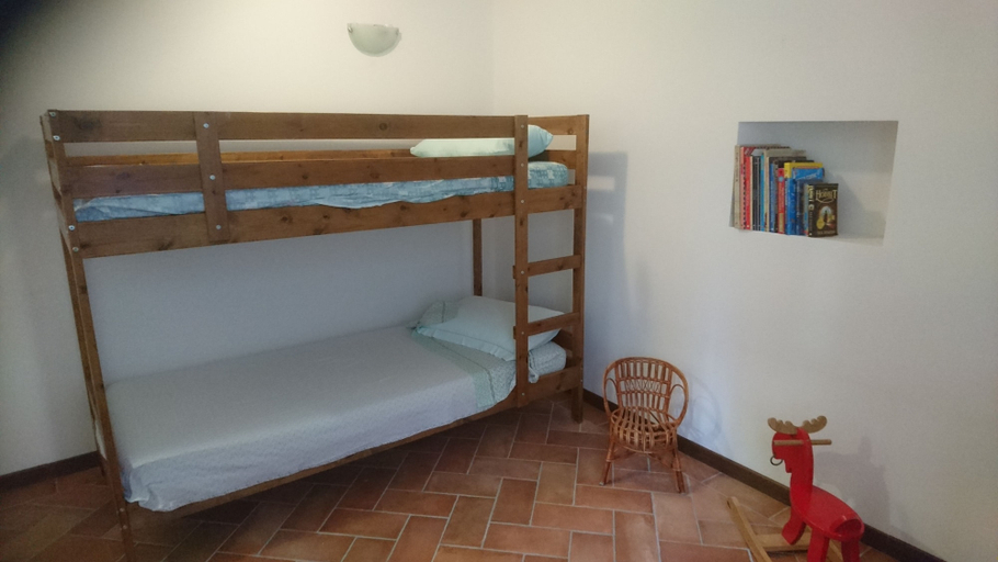 Bedroom 3, Renaissance Boutique House, Viterbo