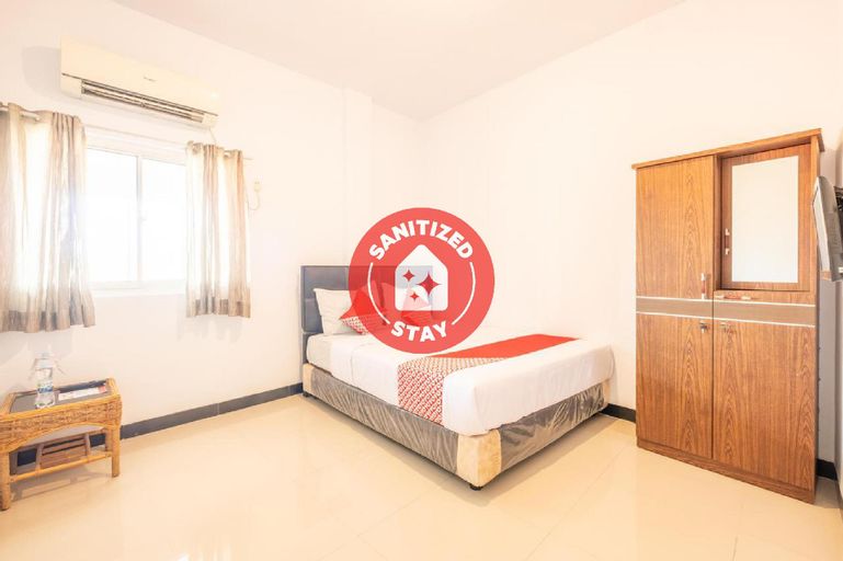 OYO 863 Tenacity Guest House Syariah, Cirebon