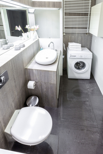 Bathroom 5, FriendHouse Apartments - City Center, Kraków City