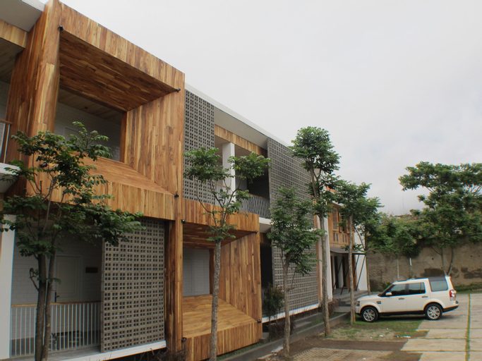 Stevie G Hotel, Bandung