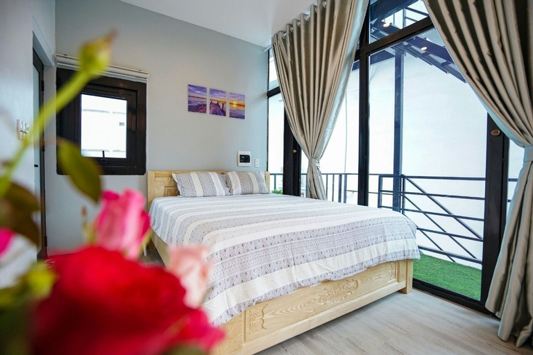 Halong Bay View, Hạ Long