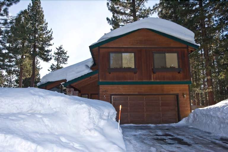 2485 Tepee Ct., El Dorado