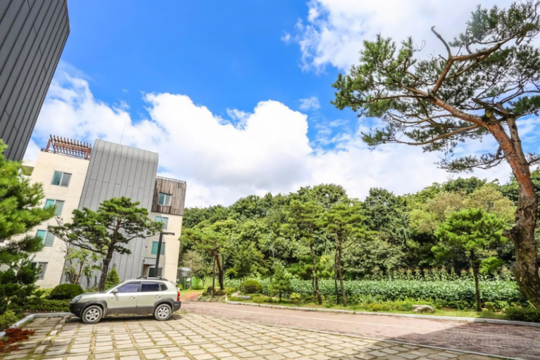 Exterior & Views 2, Huebean Pension, Pyeongchang