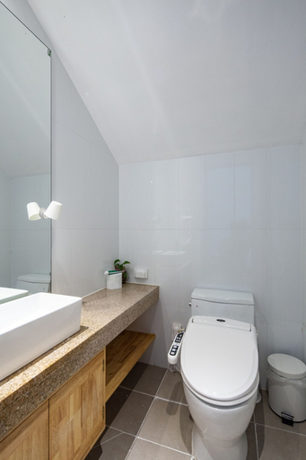 Bathroom 4, ON:Private, Jeju