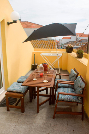 Friendly Peniche Apartment, Peniche
