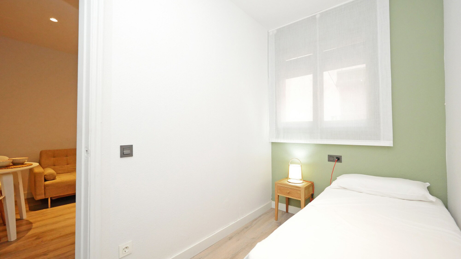 Bedroom 3, Apartamentos Gracia 4, Tarragona