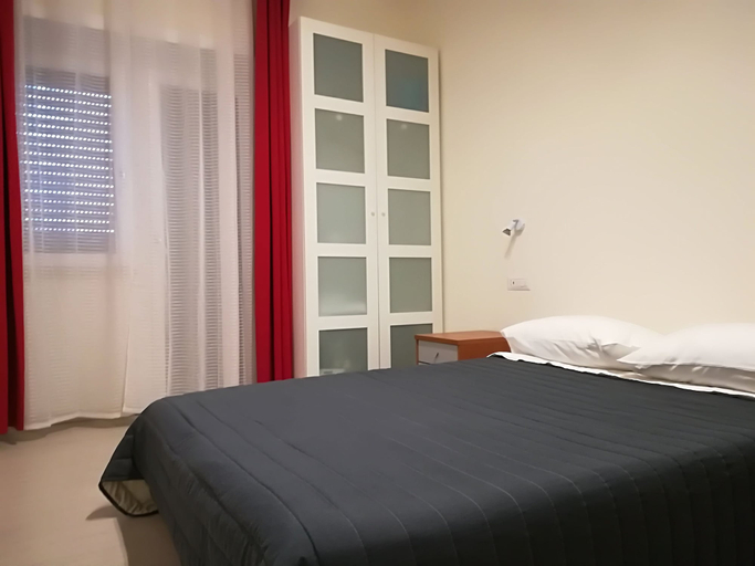 Bedroom 4, Alloggio turistico a Ricci Curbastro, Rome