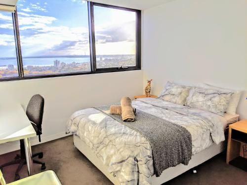 Homestay Private Bedroom with Ocean View, Gym & Sauna, Port Phillip - St Kilda