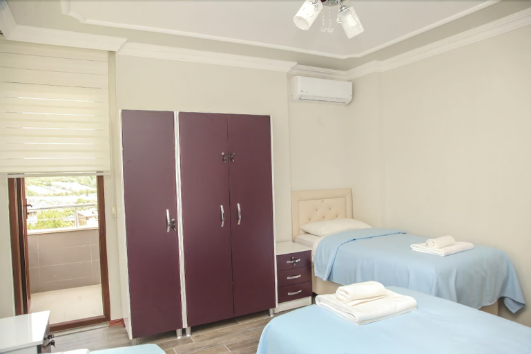Royal Inn Seza Residence, Yomra