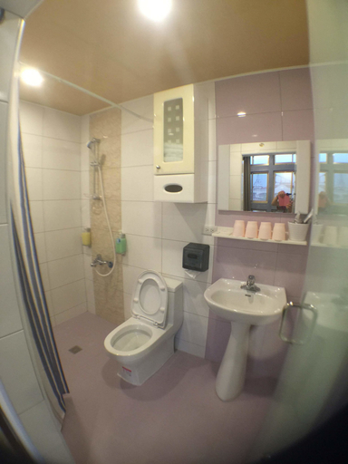 Bathroom 4, Kenting Heng-Chung Art Hostel, Pingtung