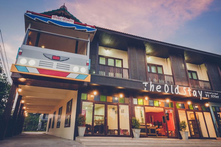 The Old Stay by Sister, Muang Sukhothai