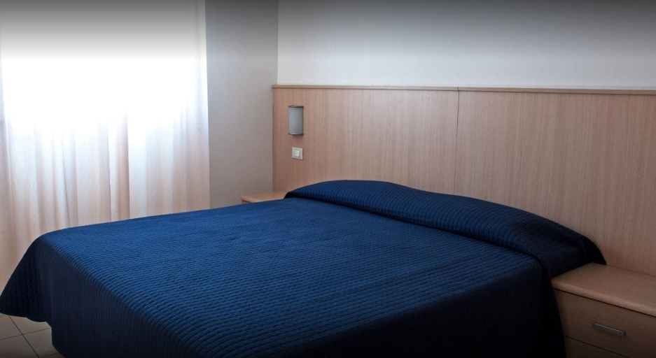 Bedroom 3, Residence Borgomare, Savona