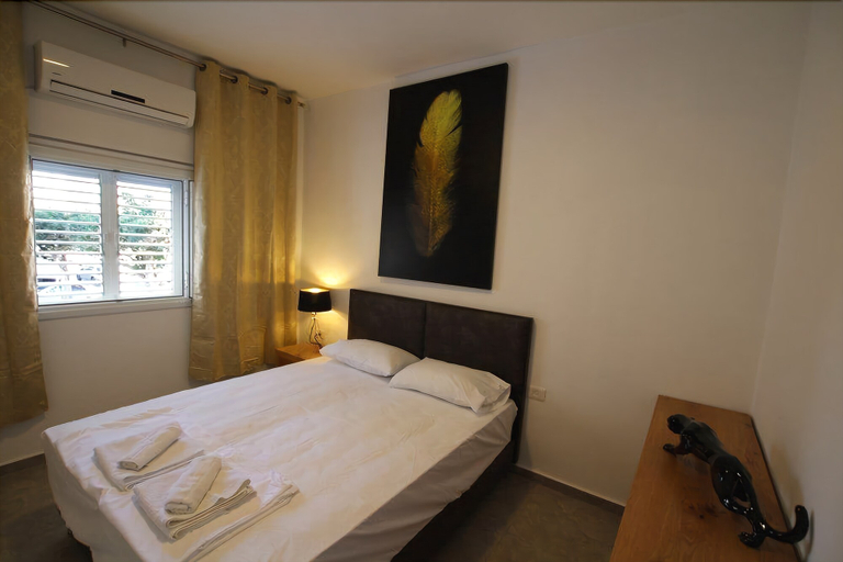 Bedroom 2, Arendalzrail Apartments Khana Szenes St.