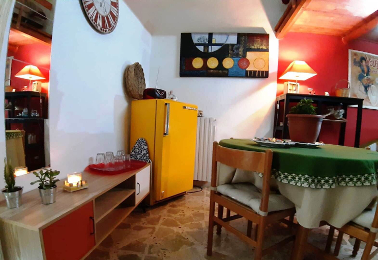 Food & Drinks 5, L'ombelico del Monte - appartamenti in centro storico, Enna