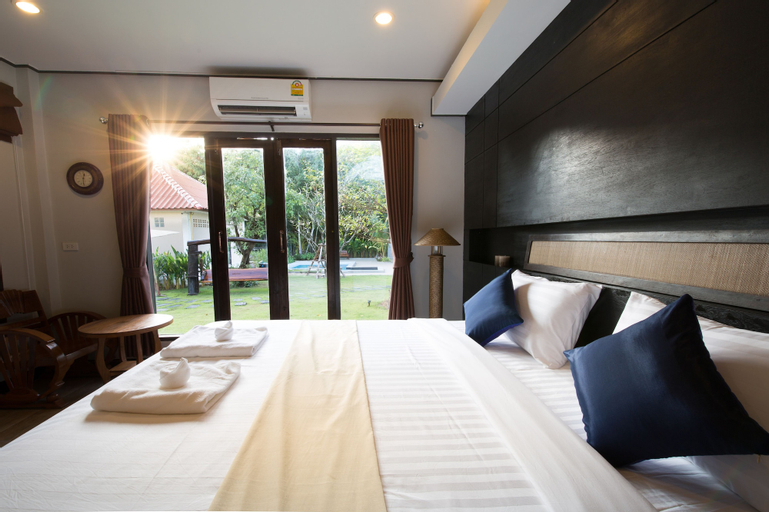 The Old Stay by Sister, Muang Sukhothai