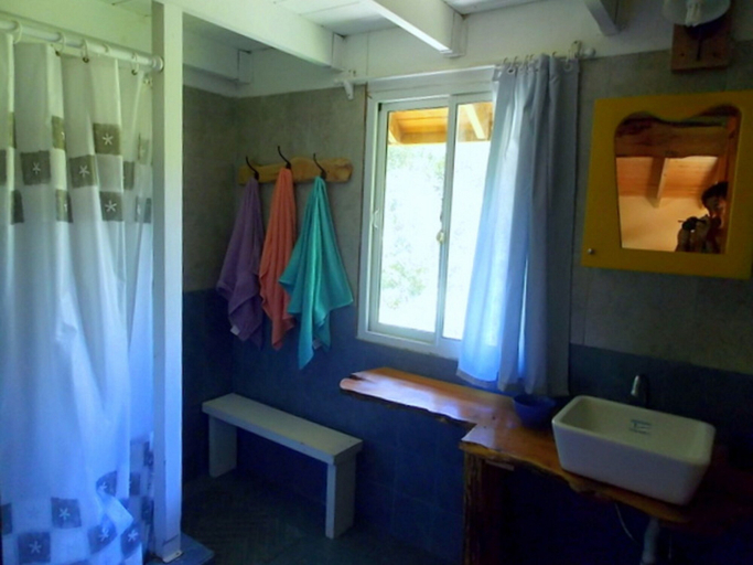 Bathroom, Cabanas Arenas del Faro, General Pueyrredón