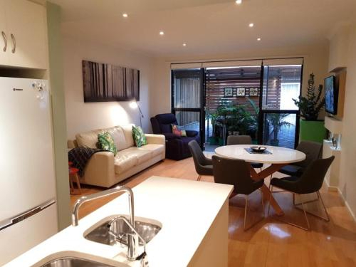 The Artisan - 3BR House In The City, Adelaide