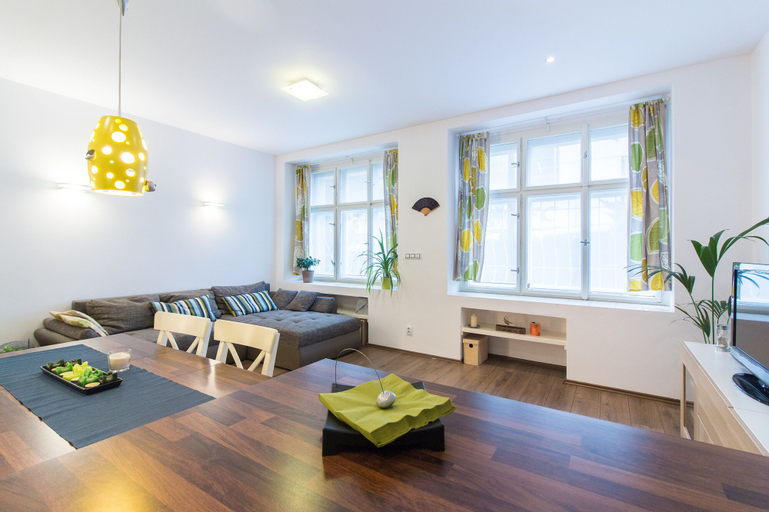 Cosy Modern Vinohrady Apartment, Praha 3