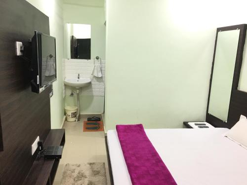 Bedroom 4, Hotel Relax Inn (Home Stay), Shahdol