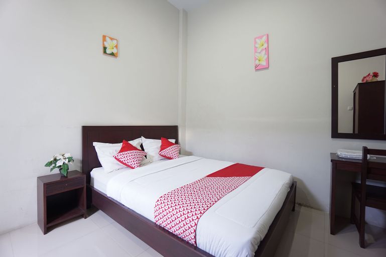 OYO 1236 Elite Residence, Manado